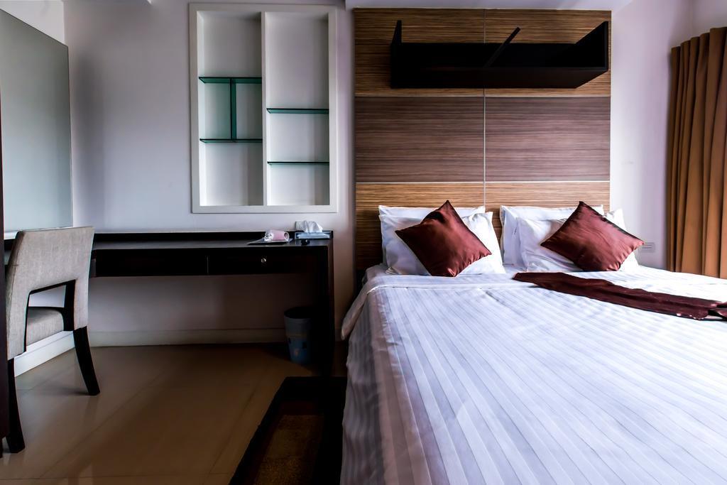 Palette Bella B All Suites Bangkok Hotel מראה חיצוני תמונה