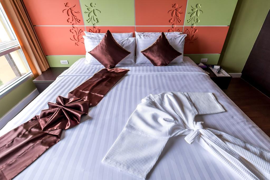 Palette Bella B All Suites Bangkok Hotel מראה חיצוני תמונה